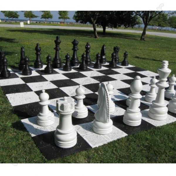 Garden Chess (Shah Size = 85 Cm)